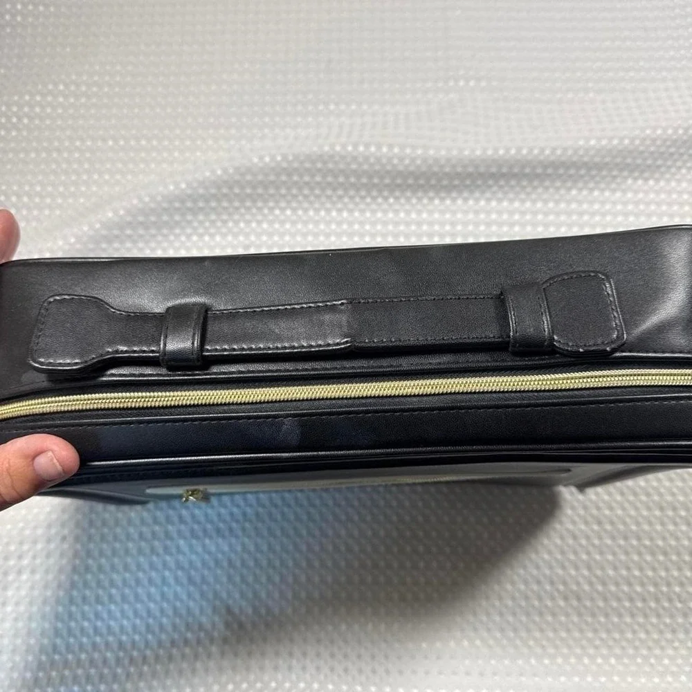 Estee Lauder cosmetic faux leather train case
